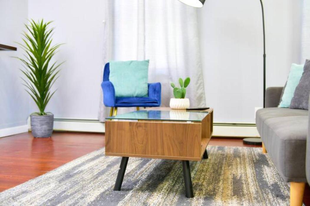 פרובידנס Cozy Apartment 3Rd 10Min Walk Downtown And City View מראה חיצוני תמונה